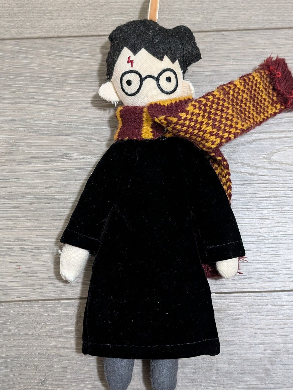 Pottery Barn Collectible Teen Harry Potter Gryffindor Scarf Plush Ornament 10"🧙